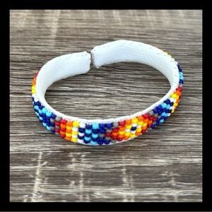 Native American crafted beaded bracelet leather western southwestern Yellowstone